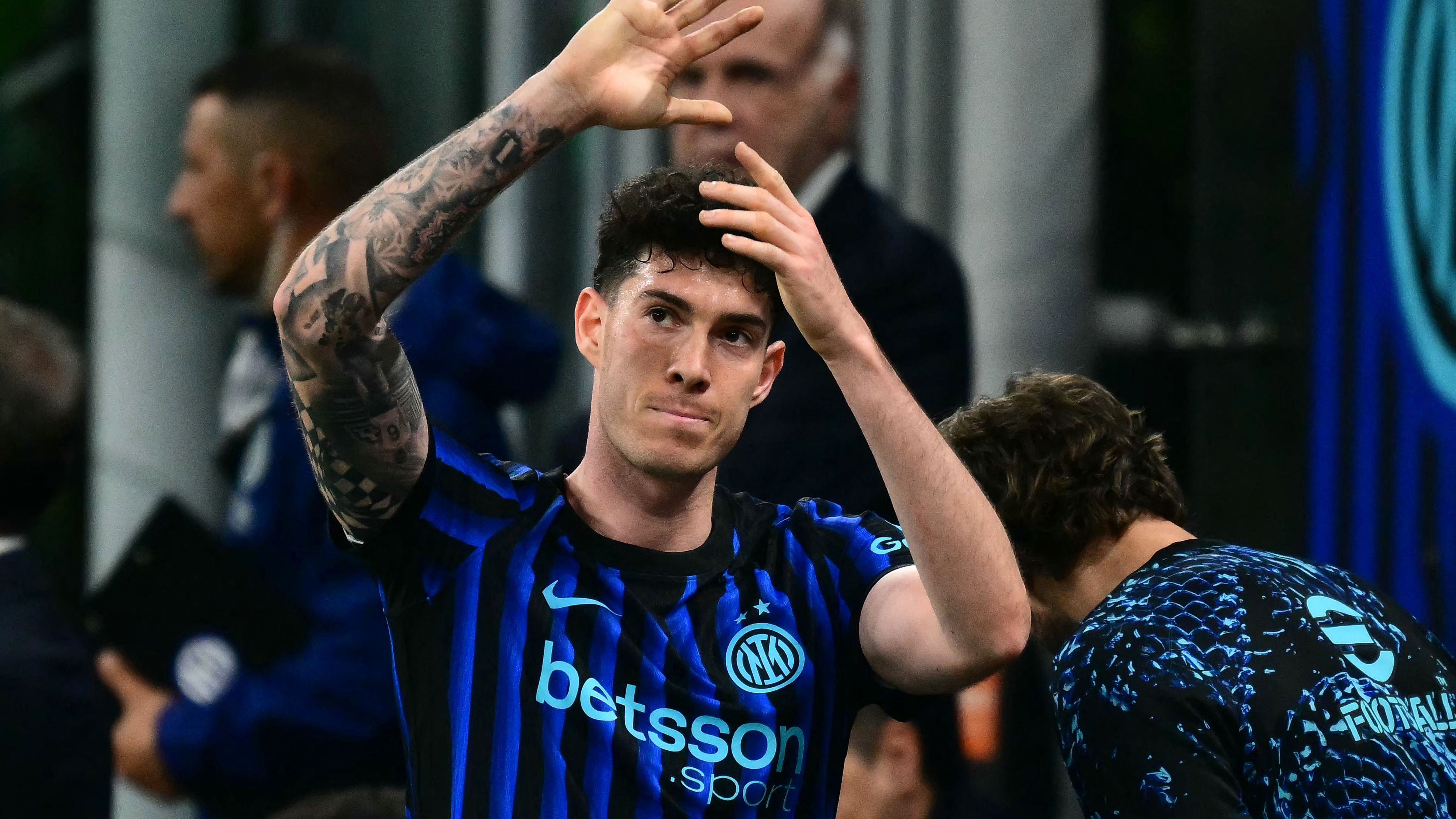 Infortunio Bastoni, come sta e quando può tornare: le condizioni e chi può giocare al suo posto nell'Inter