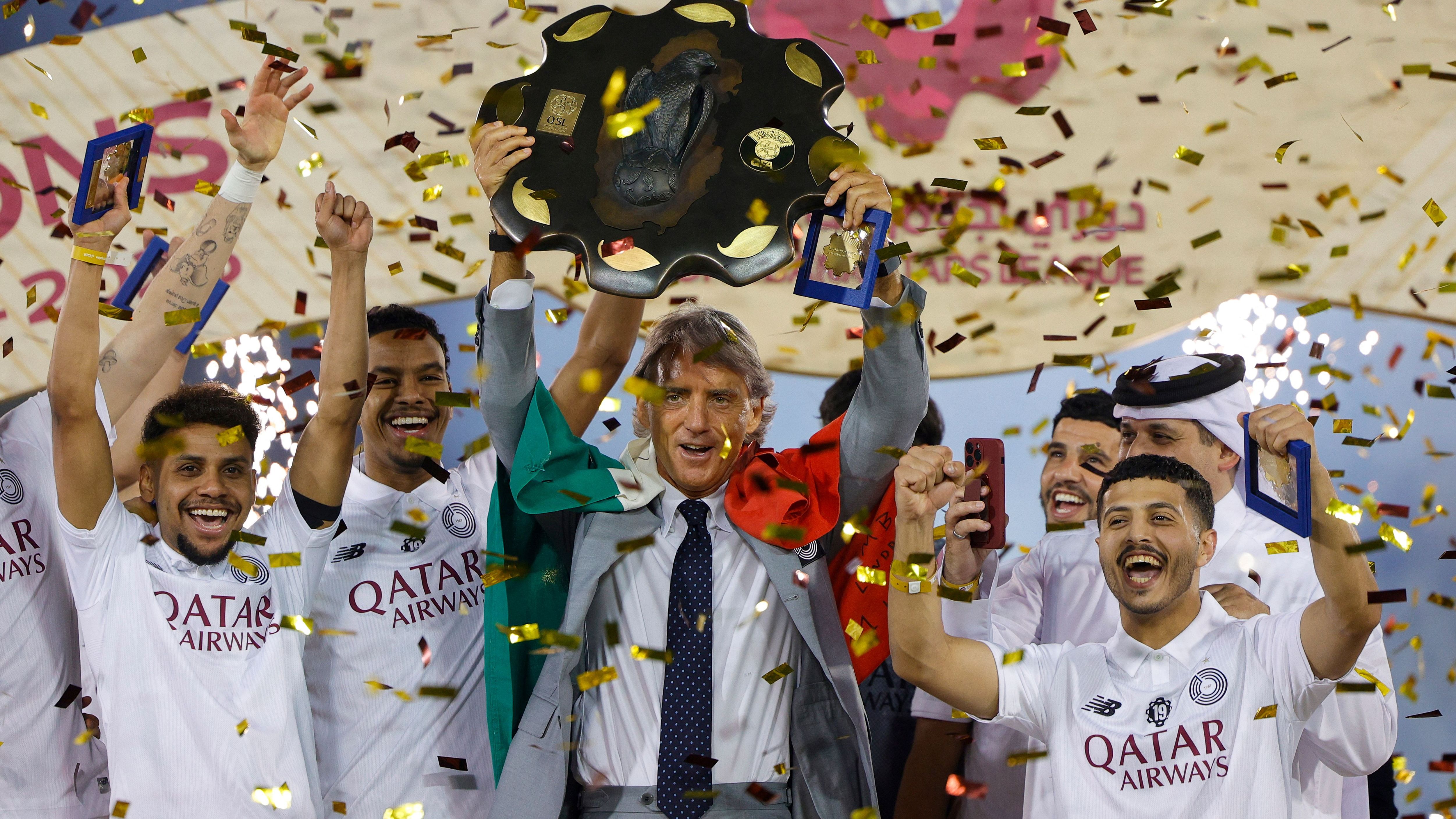 Stavolta è tutto vero, Mancini campione del Qatar con l'Al Sadd: 