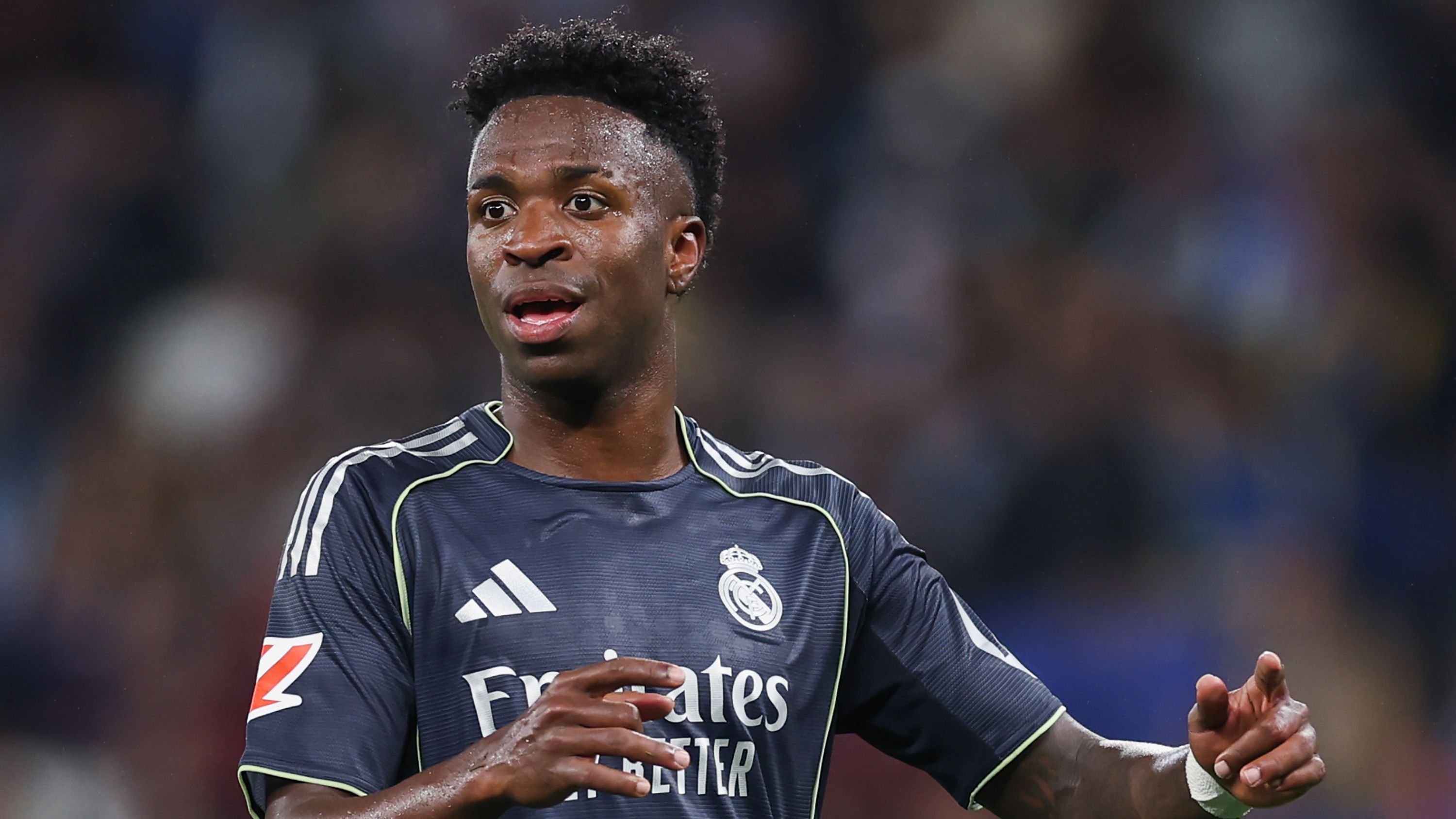 Real Madrid nel caos più totale: misure drastiche, previste cessioni importanti. Chi può partire