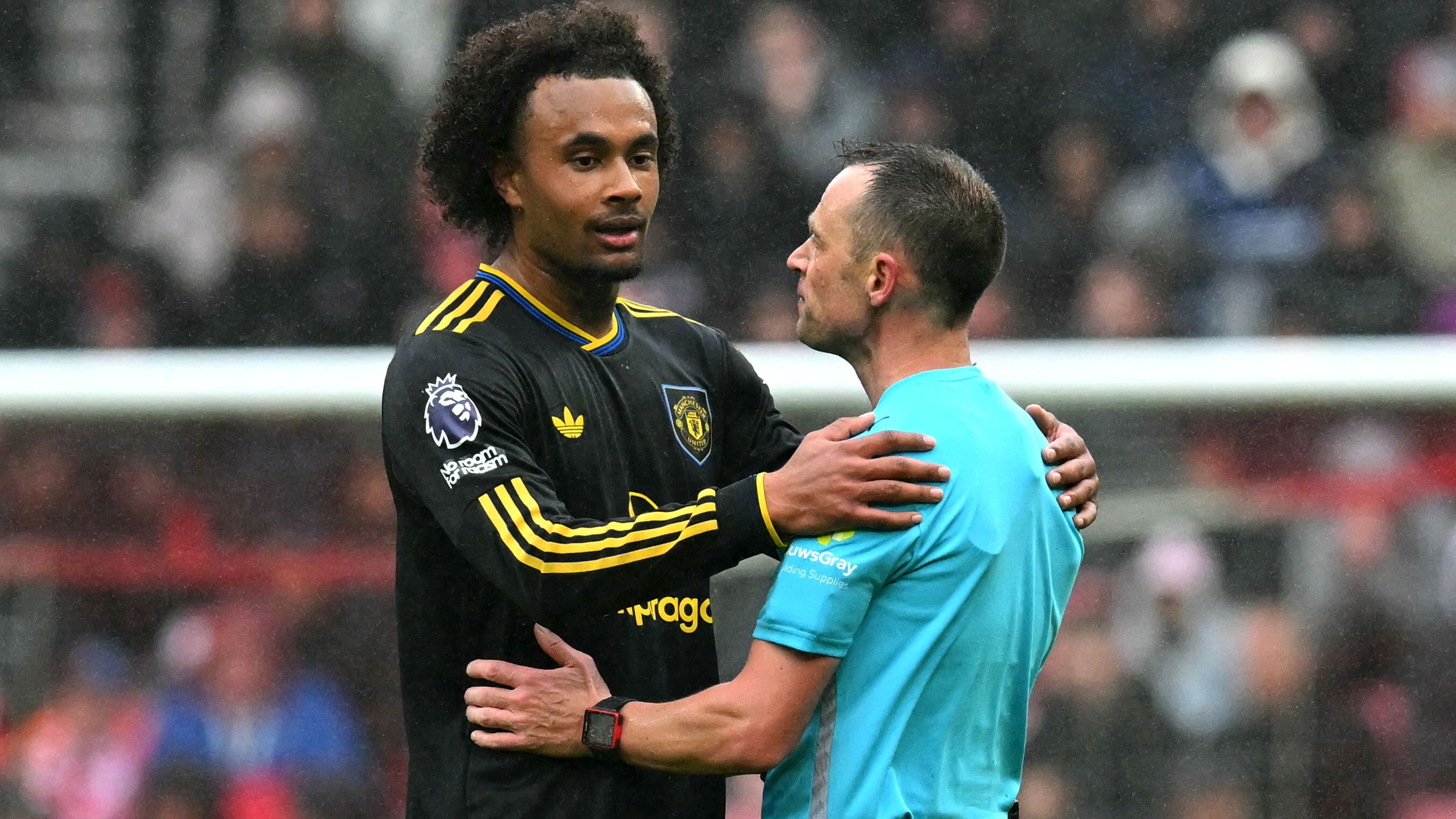 Juventus, Kolo Muani in standby: contatti per Zirkzee del Manchester United