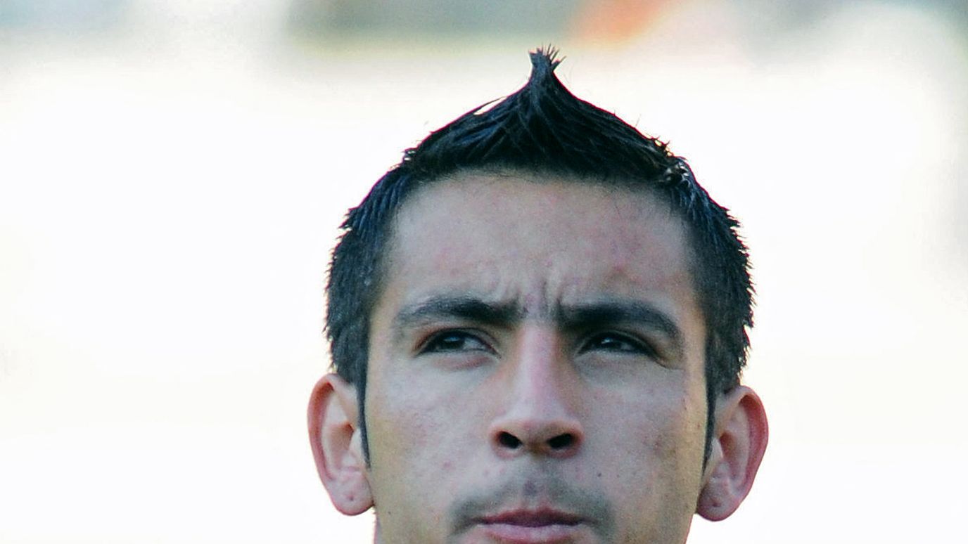 FBL-WC2010-CHI-ISLA