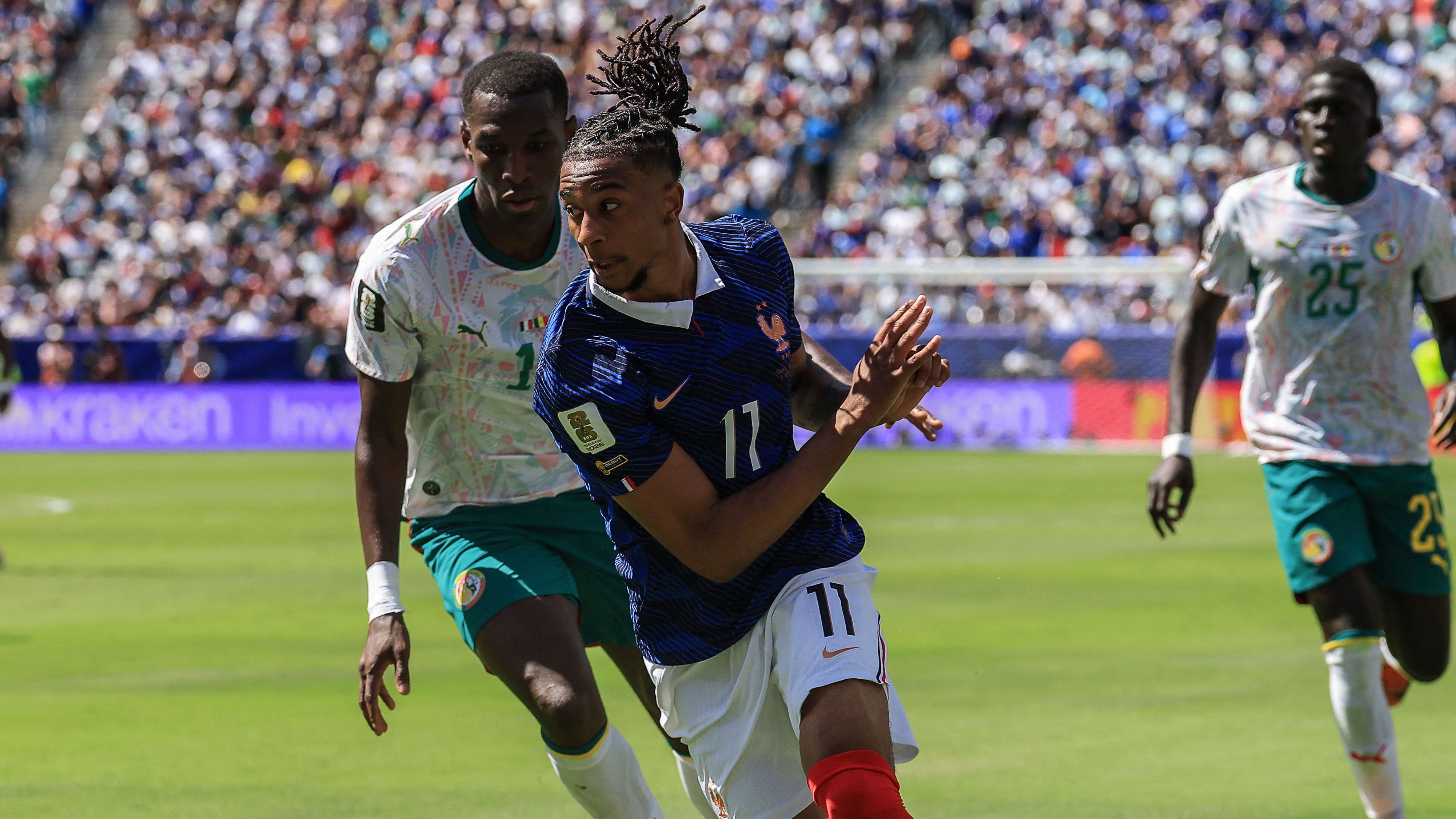 Thierry Henry esclude Kylian Mbappé dalla lista dei "giocatori più importanti" della Francia dopo la vittoria ai Mondiali contro il Senegal