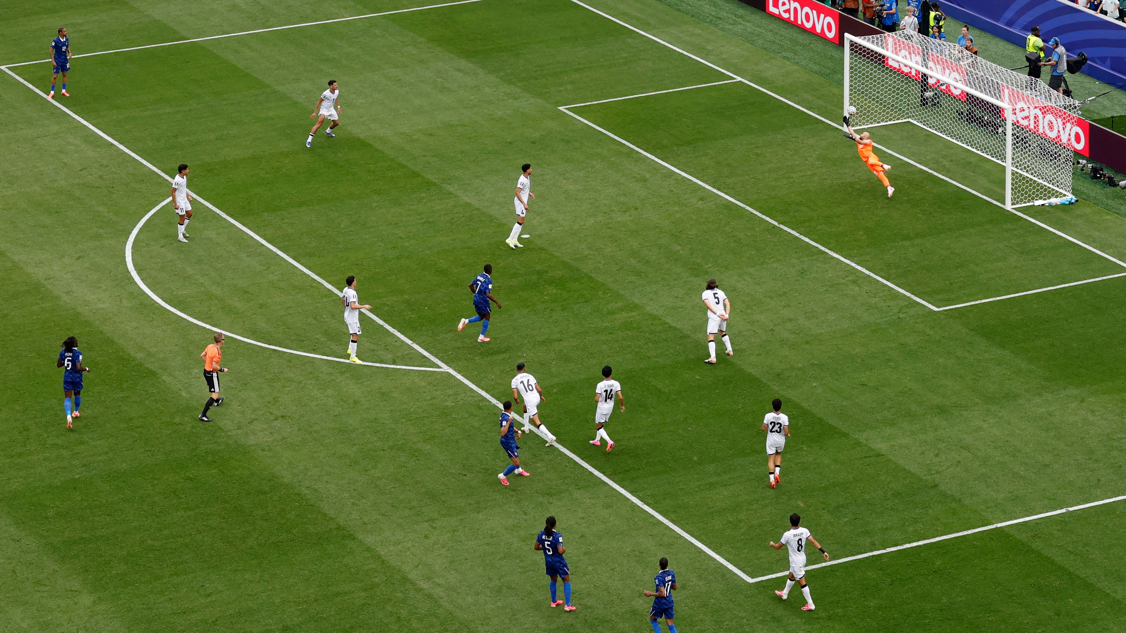 Secondo Joe Hart "c'è qualcosa che non va" nel pallone dei Mondiali 2026. Stesso tipo di gol "fin troppe volte". È il nuovo Jabulani?