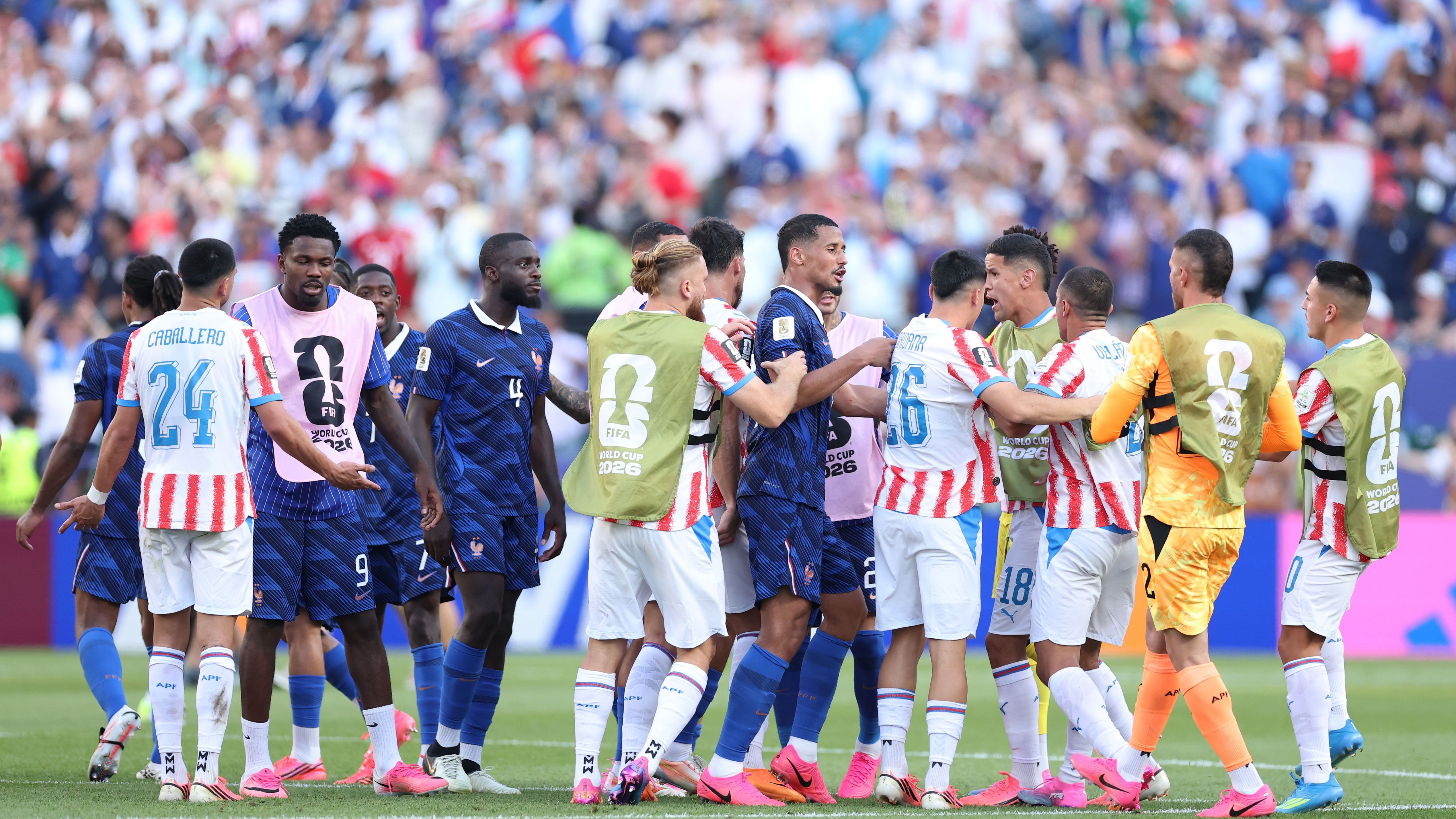 Paraguay-Francia 0-1, le pagelle di CM: Olise e Dembelé spenti, Koné migliore in campo e Galarza (ma non solo) antisportivo