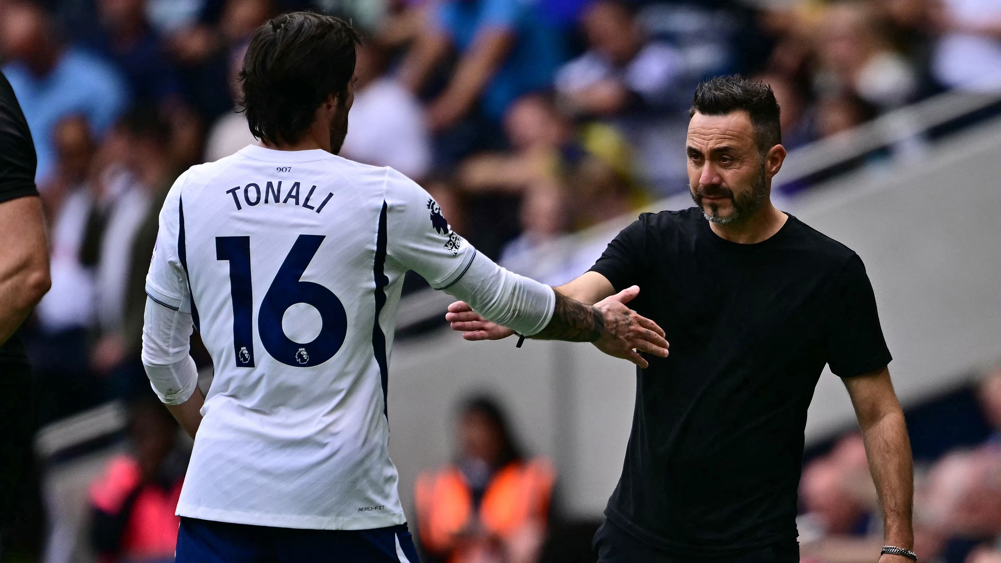 FBL-ENG-PR-TOTTENHAM-ASTON VILLA