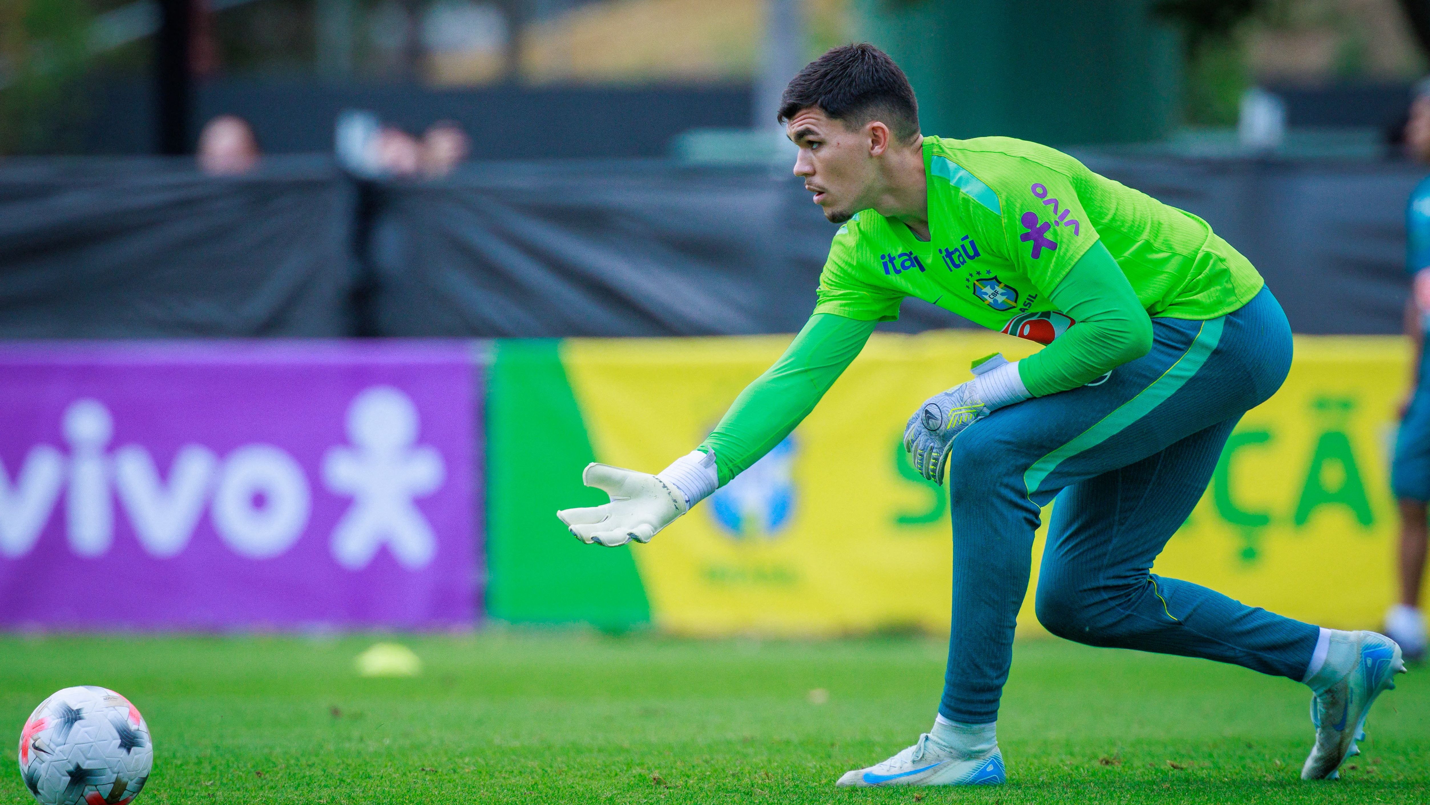 FBL-AUS-BRA-FRIENDLY-TRAINING