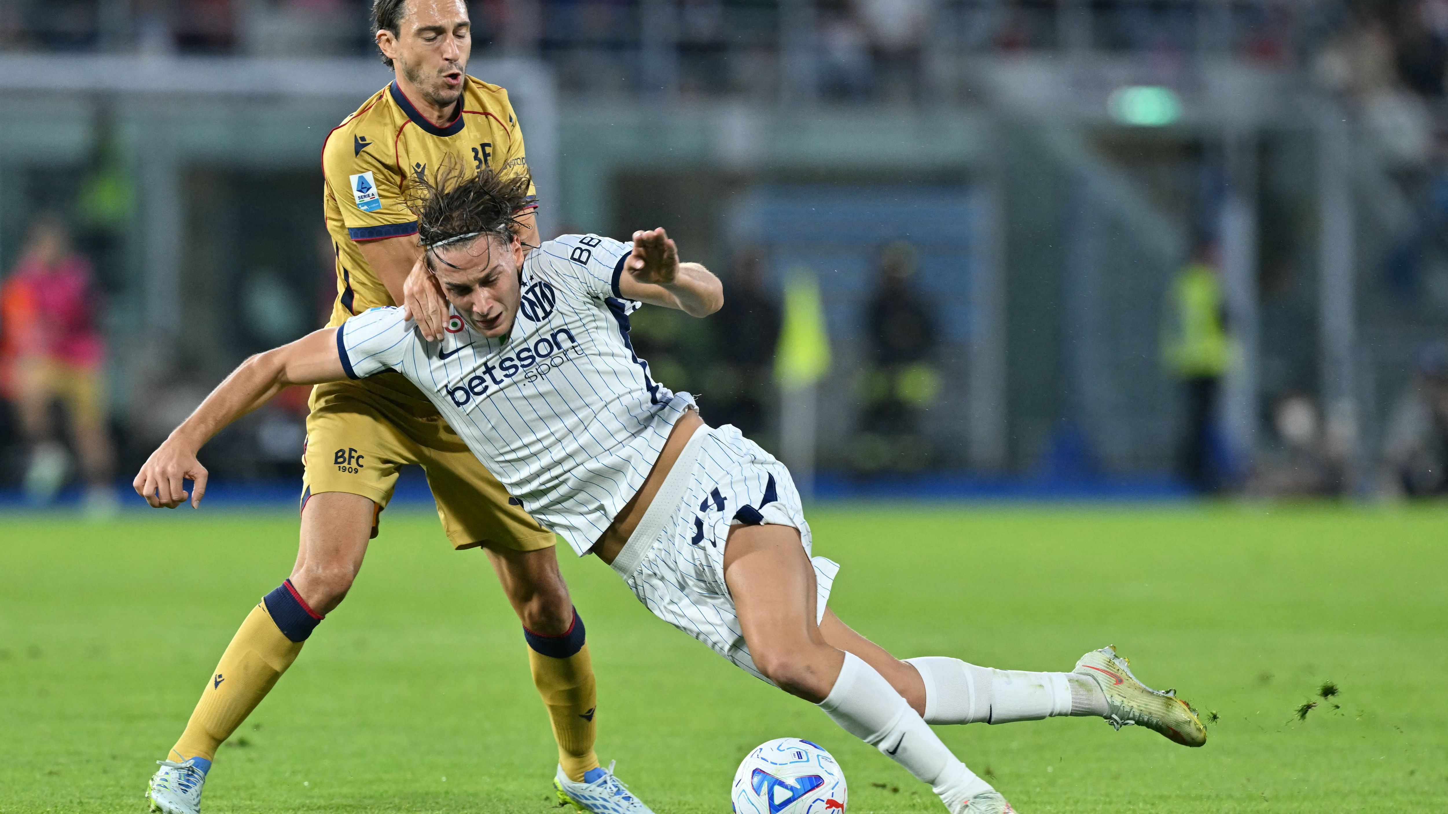 Inter, il siparietto tra Barella e Darmian: “Sei un esempio!”, lo ...