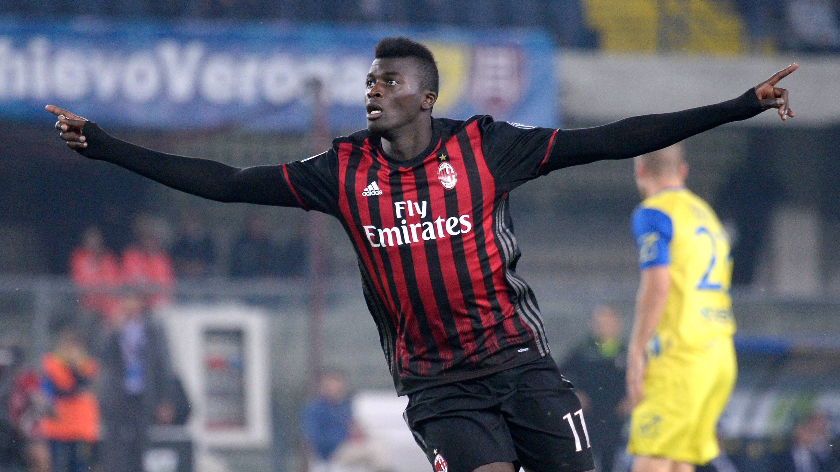 Niang svela: “Pato al Milan mi ha sconvolto, nemmeno Mbappé faceva certe cose, aveva due cosce che facevano paura. Vi racconto un retroscena su Galliani” Niang svela: “Pato al Milan mi ha sconvolto, nemmeno Mbappé faceva certe cose, aveva due cosce che facevano paura. Vi racconto un retroscena su Galliani”